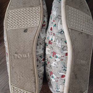 Women 7.5 toms Christmas shoes